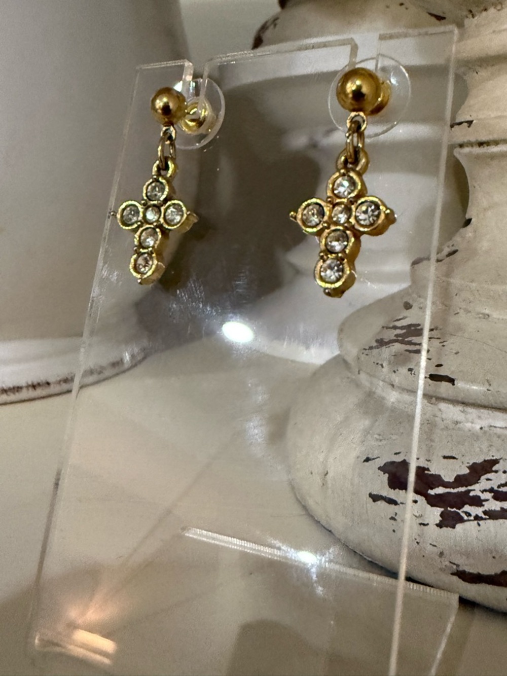 Vintage Gold Avon Cross Dangle Earrings - Picture 3 of 8